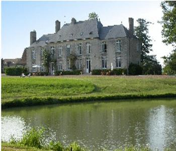 Chateau De Sarceaux Bed & Breakfast Alencon Exterior photo